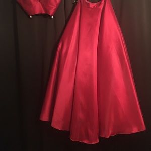 Sherri hill dress for Avery do not buy